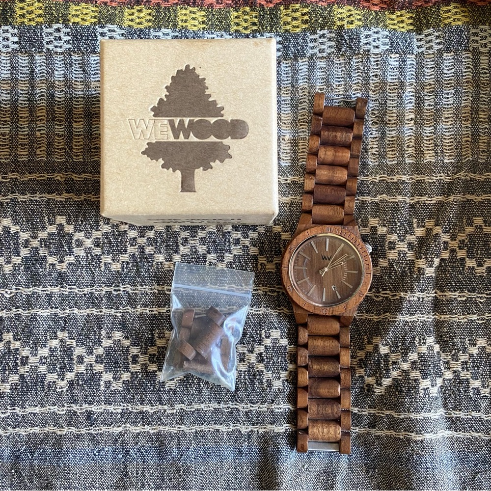 WeWood unisex watch EUC unique natural wood watch works